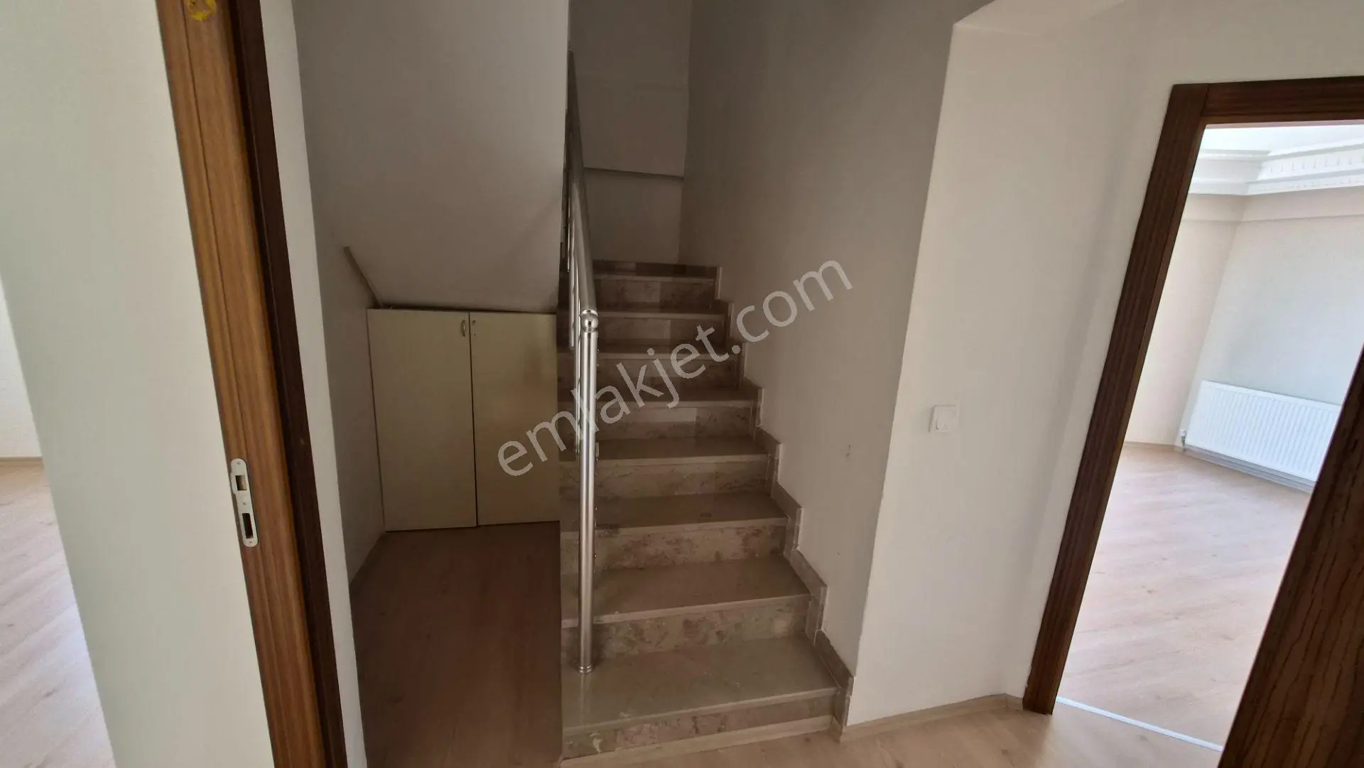 Saimekadaında 3. Katta Asansörlü 4+1 Dublex Satılık Daire — fotoğraf 12