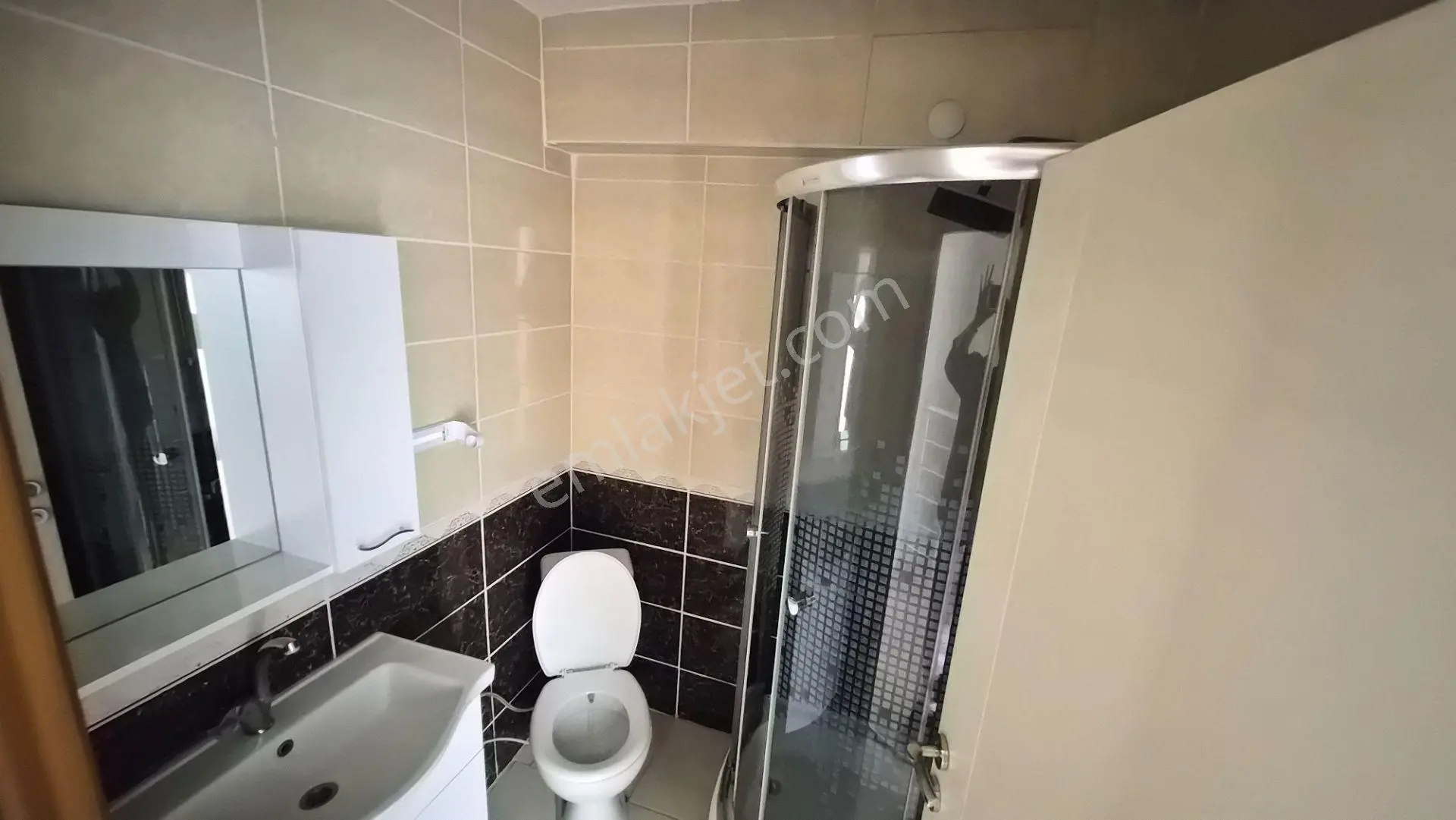 Saimekadaında 3. Katta Asansörlü 4+1 Dublex Satılık Daire — fotoğraf 13