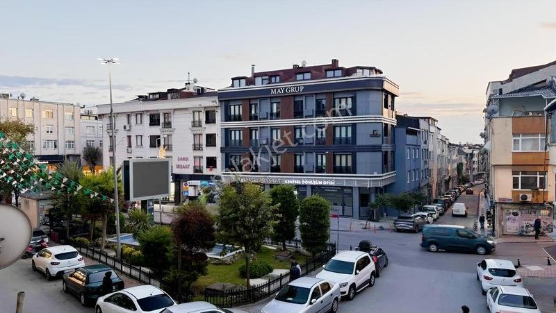 Bayrampaşa Muratpaşa'da Satılık 2+1 Daire, 100m², Cadde Üzeri