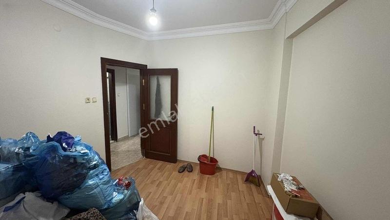 Bayrampaşa Muratpaşa'da Satılık 2+1 Daire, 100m², Cadde Üzeri — fotoğraf 26
