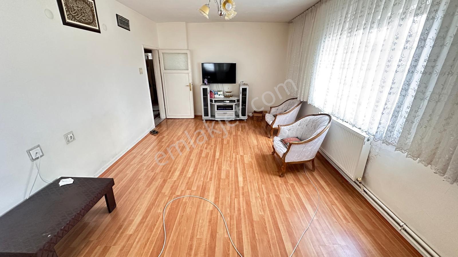 Fsn Den Sincan Mareşal Çakmak Salon Bağımsız Arakatta Geniş 3+1 — fotoğraf 5