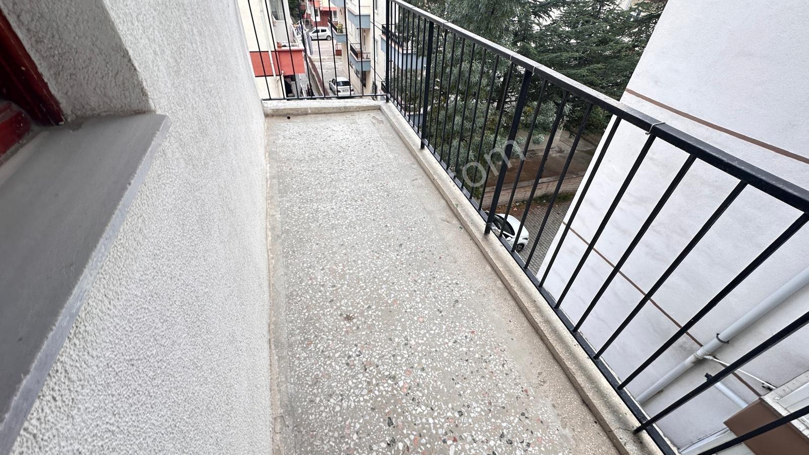 Fsn Den Sincan Mareşal Çakmak Salon Bağımsız Arakatta Geniş 3+1 — fotoğraf 9