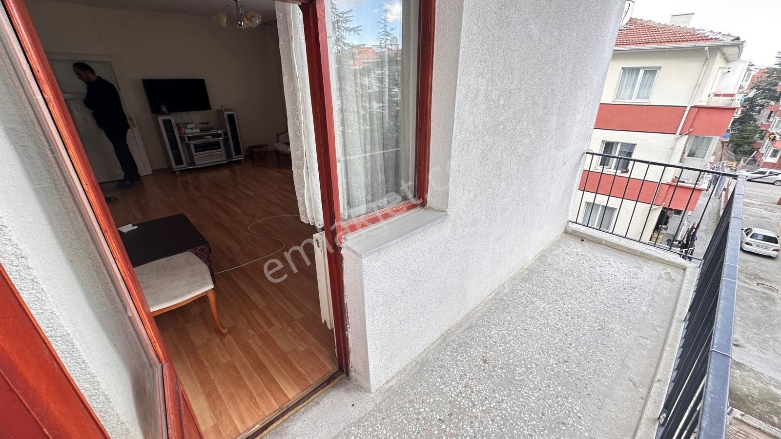 Fsn Den Sincan Mareşal Çakmak Salon Bağımsız Arakatta Geniş 3+1 — fotoğraf 11
