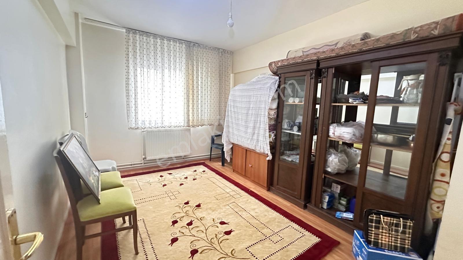Fsn Den Sincan Mareşal Çakmak Salon Bağımsız Arakatta Geniş 3+1 — fotoğraf 16