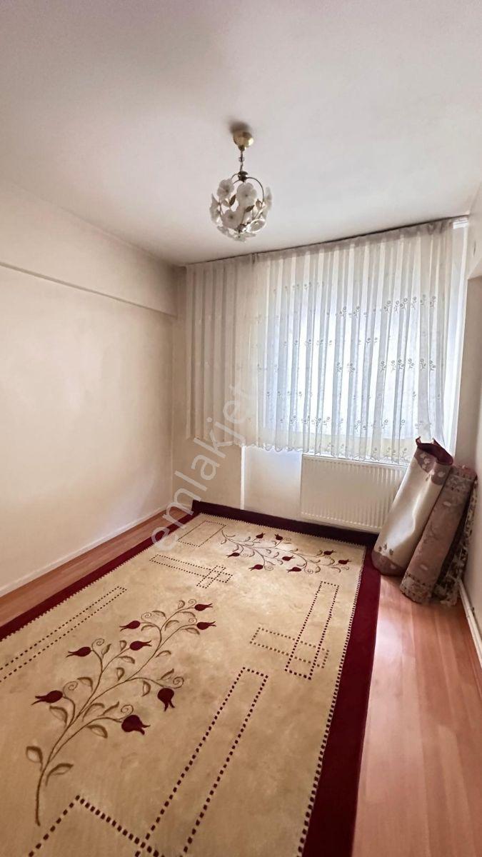 Fsn Den Sincan Mareşal Çakmak Salon Bağımsız Arakatta Geniş 3+1 — fotoğraf 24