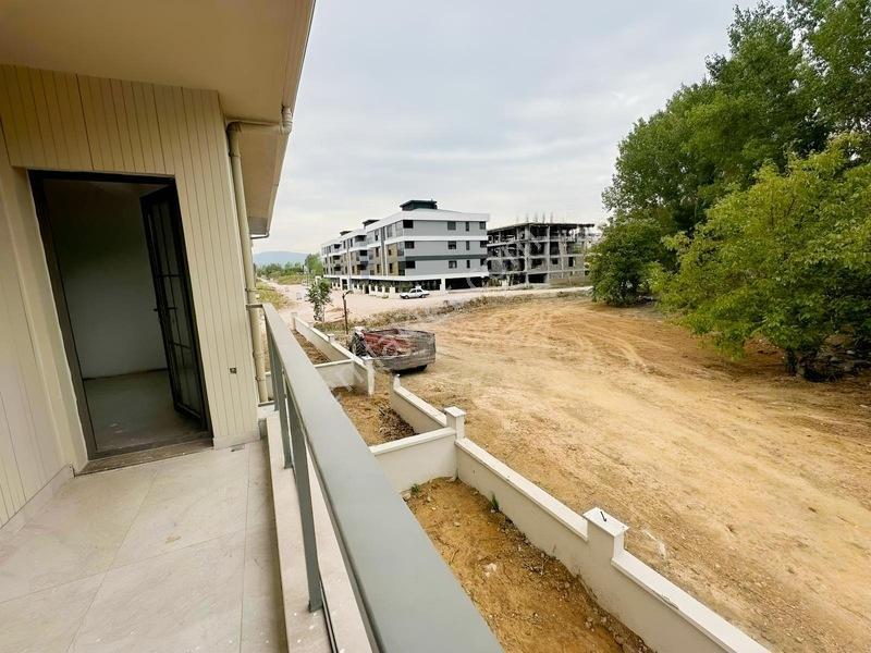 La Bella Mevkii Kendine Ait Bahçeli Garajlı Verandalı Müstakil — fotoğraf 26