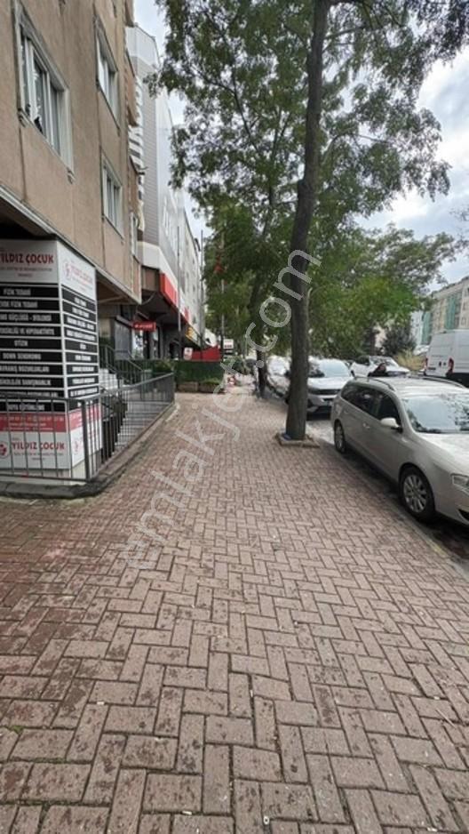 Bayrampaşa Yıldırım Mah. Satılık 2+1 Daire, 85m², Krediye Uygun — fotoğraf 3