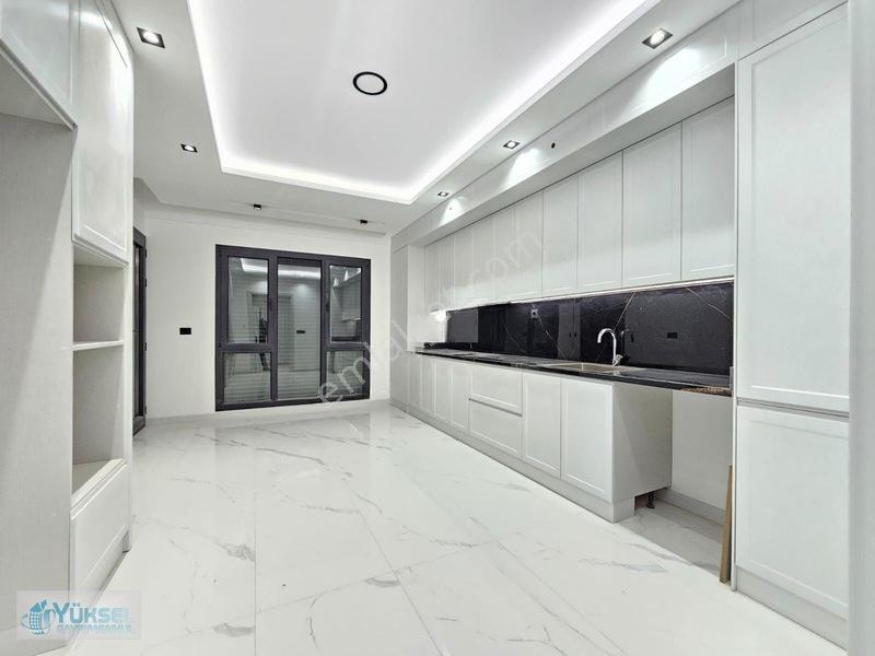 Yüksel'den Selçukbey De Site İçi E.banyolu G.odalı Lüks Daireler — fotoğraf 6