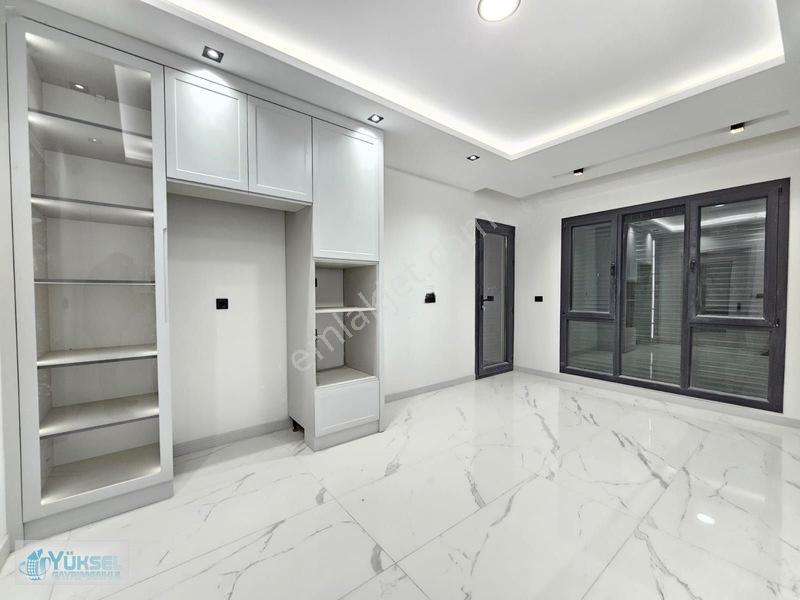 Yüksel'den Selçukbey De Site İçi E.banyolu G.odalı Lüks Daireler — fotoğraf 9