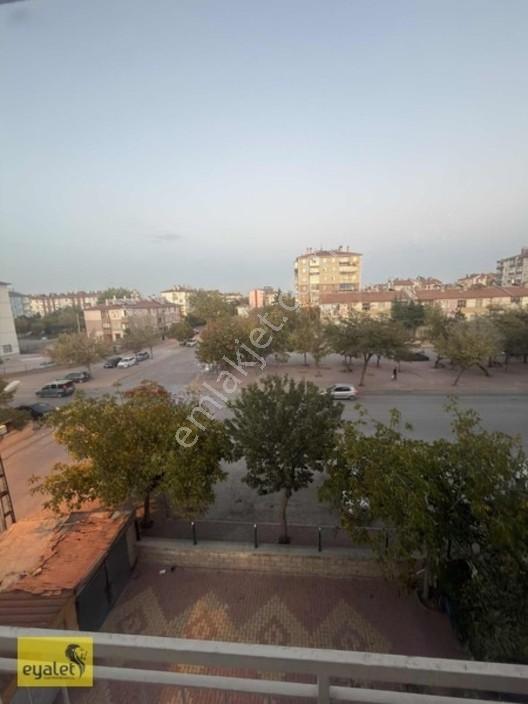 Malazgirt Mahallesinde 3+1 Satılık Daire — fotoğraf 14