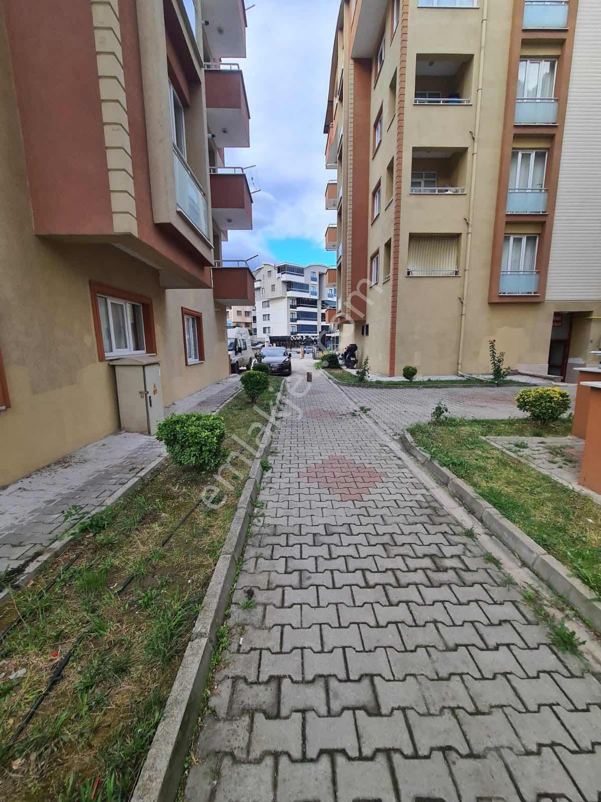 Ulucan'dan Kestel'de Cadde Üstü Site İçi Satılık 3+1 Daire — fotoğraf 14