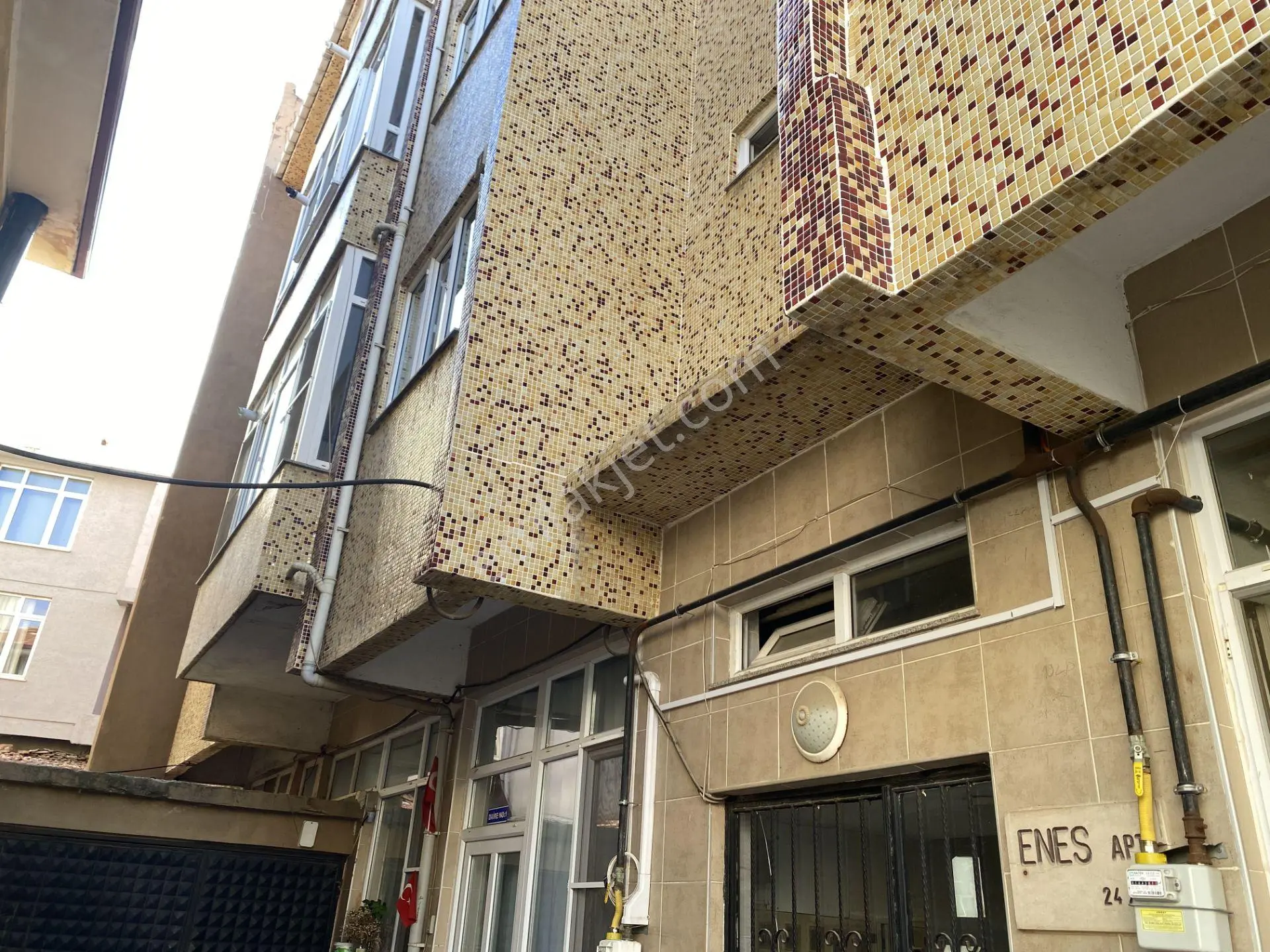 Yaren Emlaktan Halise Hatun Mahallesinde 3+1 Daire 1'inci Kat — fotoğraf 2
