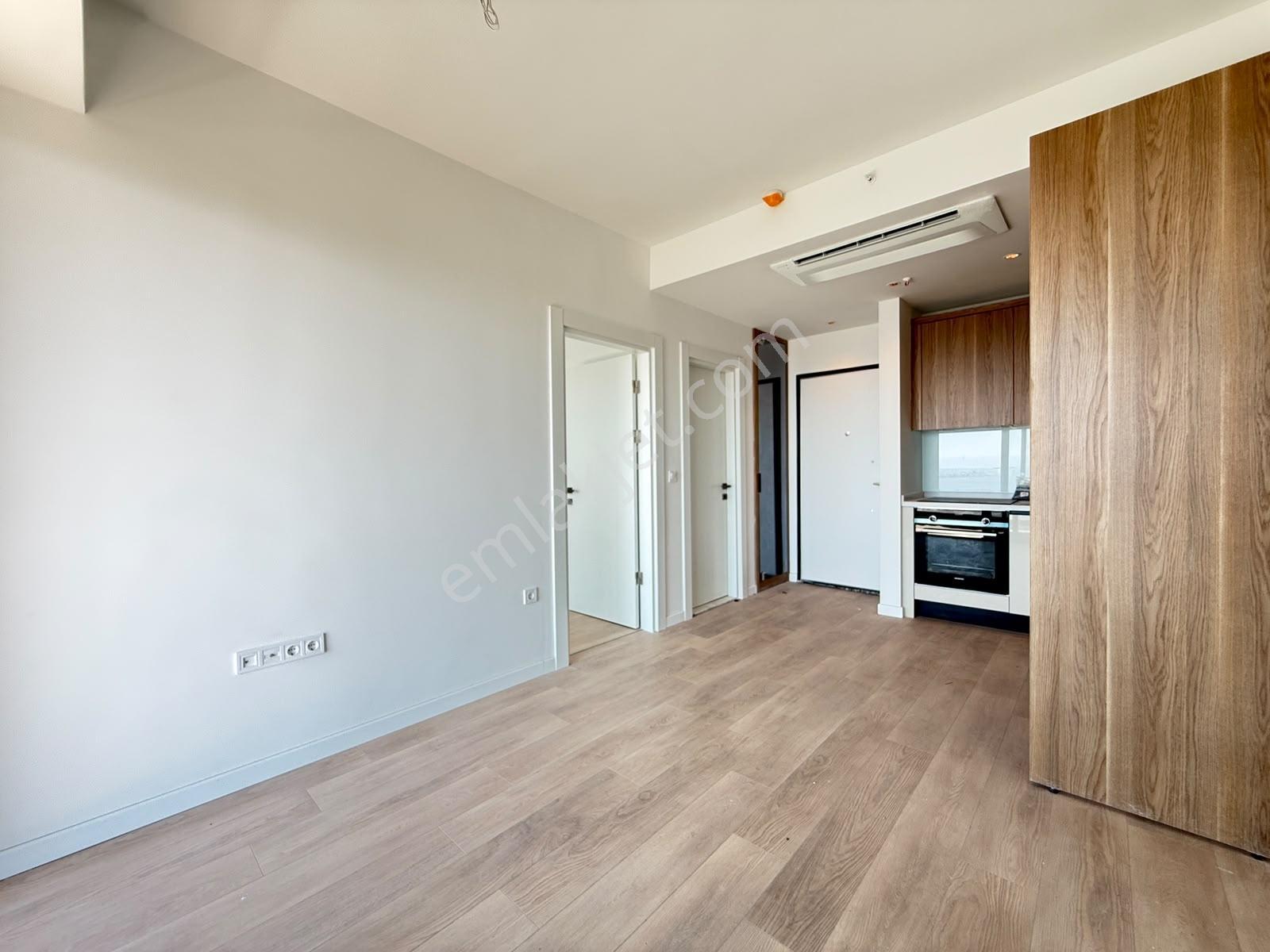 İnci Smyrna' Da Deniz Manzaralı Satılık 1+1 Daire — fotoğraf 13