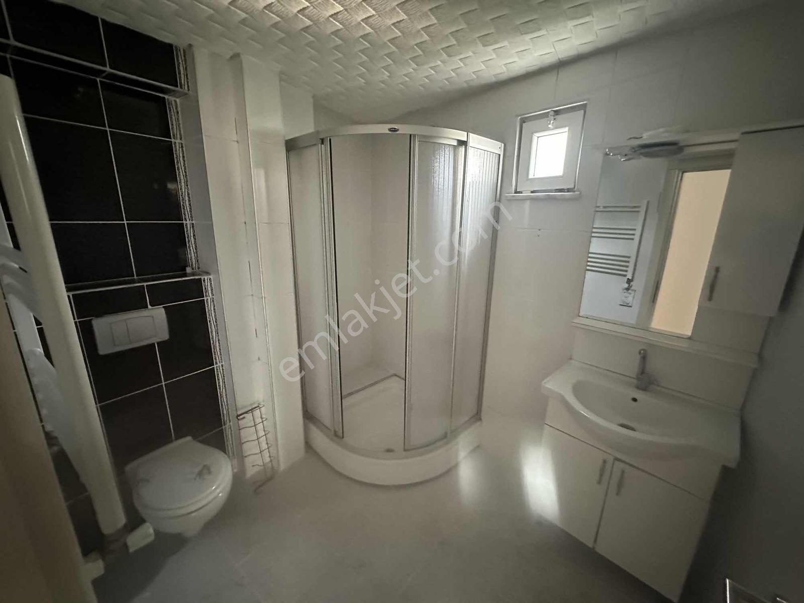 Özer Emlakdan Satılık İskanlı 2+1 Daire — fotoğraf 6