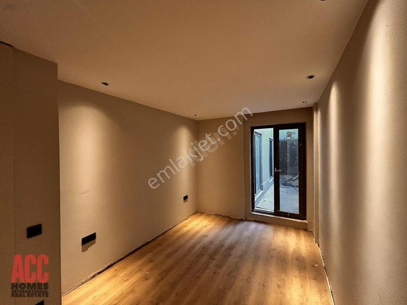 Acc Homes'tan Modern Tasarımlı Sitede Havuz Katı Ters Dublex — fotoğraf 23