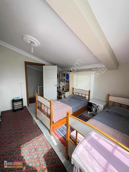 Bahçeşehir'de 2+1 Yatay Mimari Dubleks Teraslı Satılık Daire — fotoğraf 3