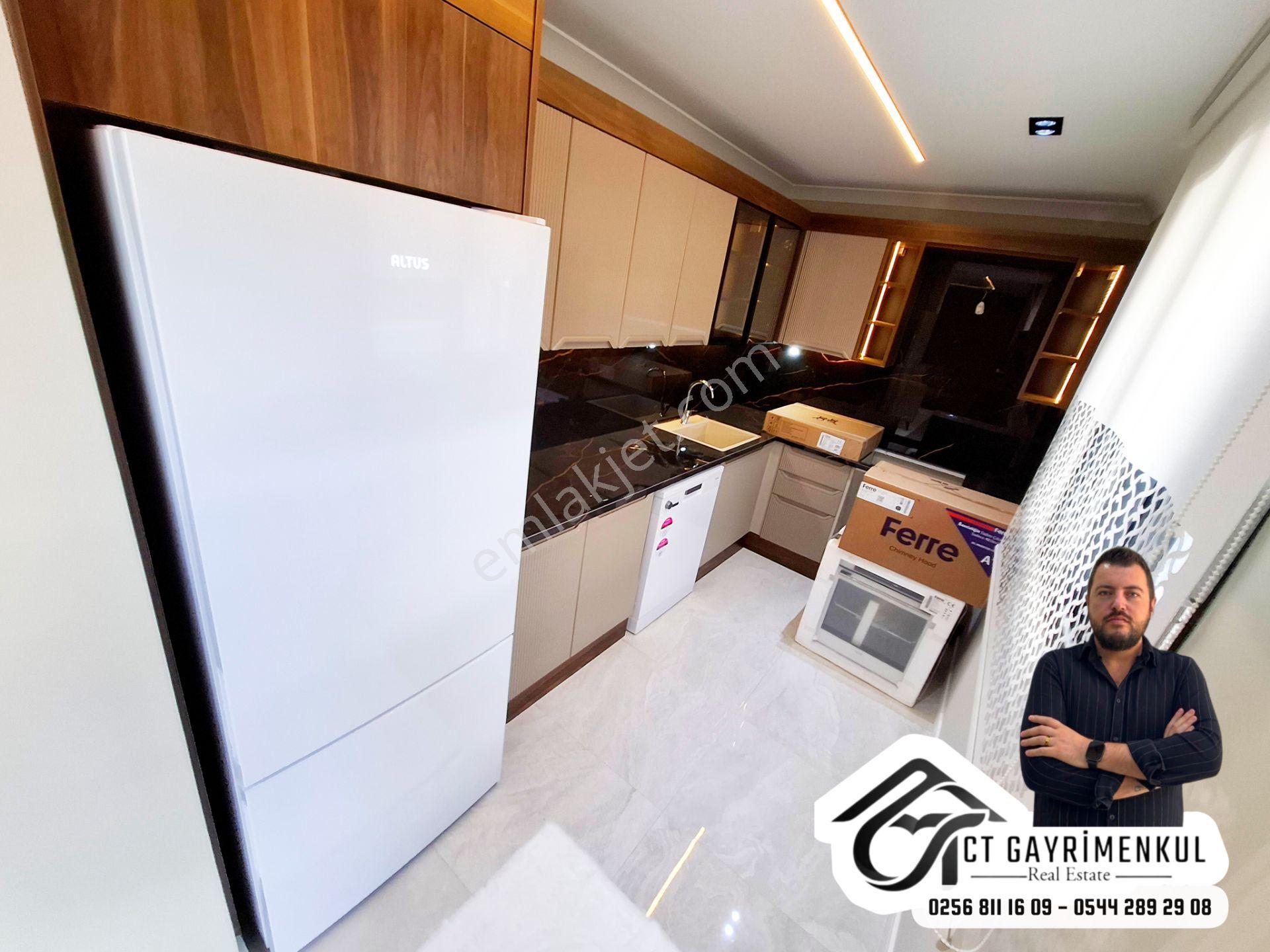 Didim'de Satılık 3+1 Sıfır Havuzlu Full Eşyalı Ultra Lüks Bahçeli,otoparklı, Villa ! — fotoğraf 9
