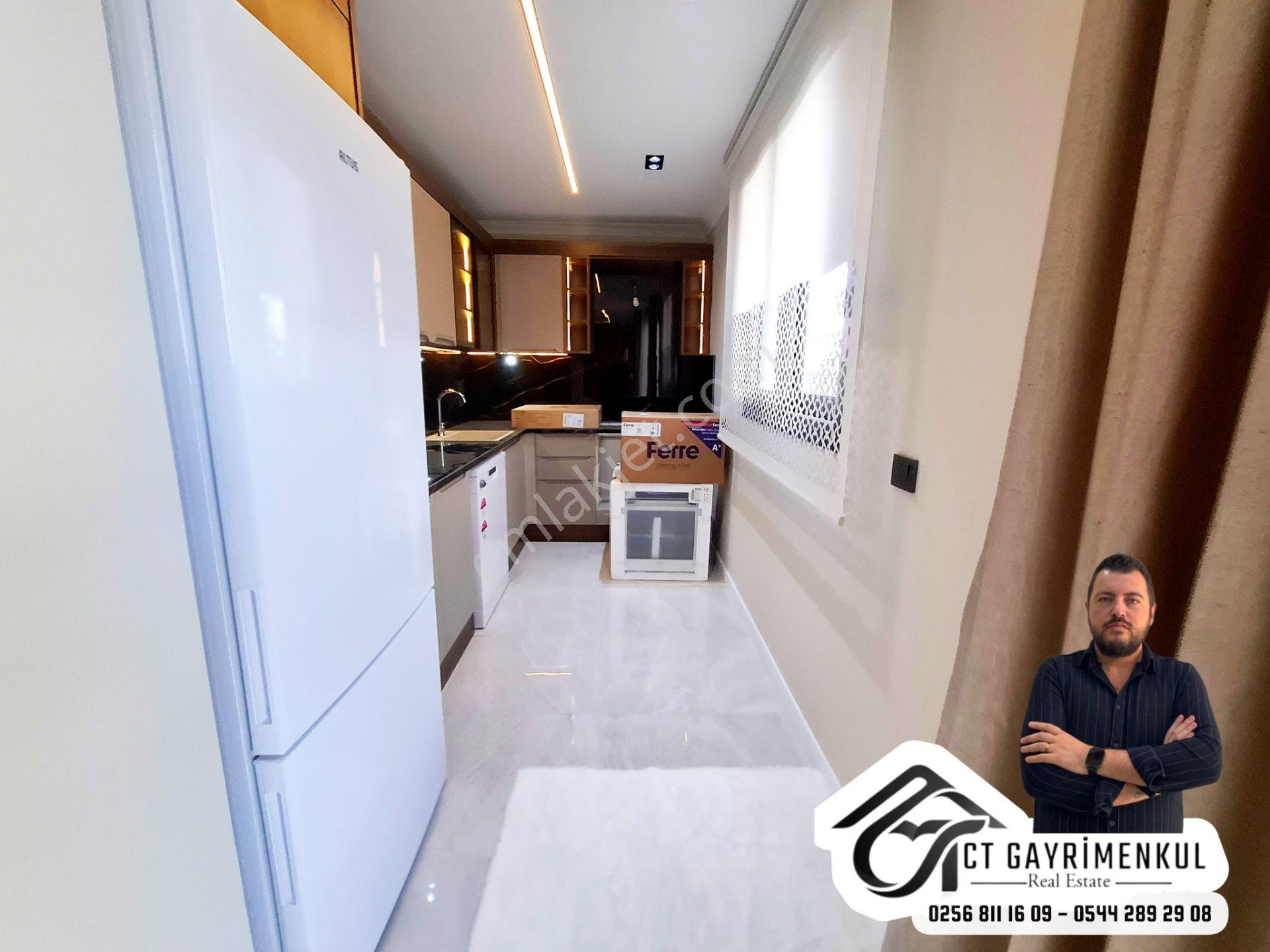 Didim'de Satılık 3+1 Sıfır Havuzlu Full Eşyalı Ultra Lüks Bahçeli,otoparklı, Villa ! — fotoğraf 10