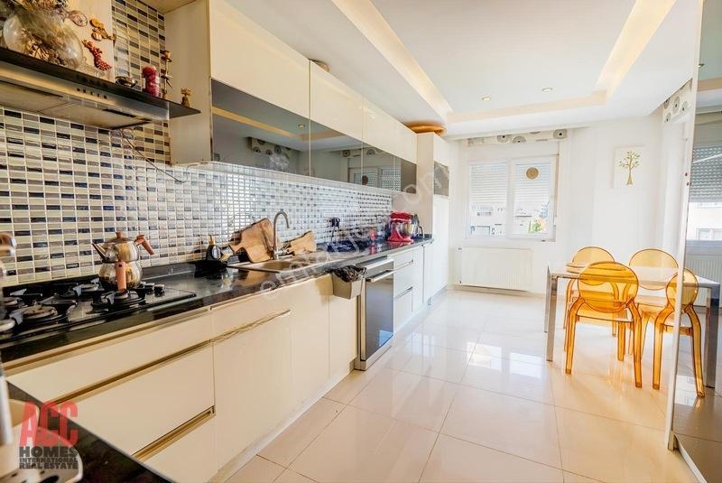 Acc Homes'tan Meydankavağında Site İçerisinde Geniş Ve Ferah 4+1 — fotoğraf 6