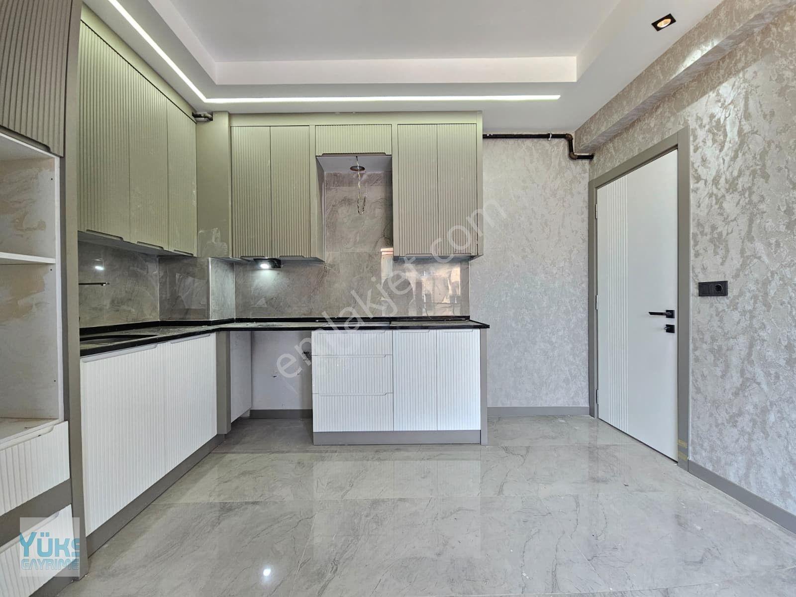 Denizli Gümüşçay Mahallesinde 2+1 120 M2 Lüks İşçilikte Satılık Fırsat Daireler — fotoğraf 2