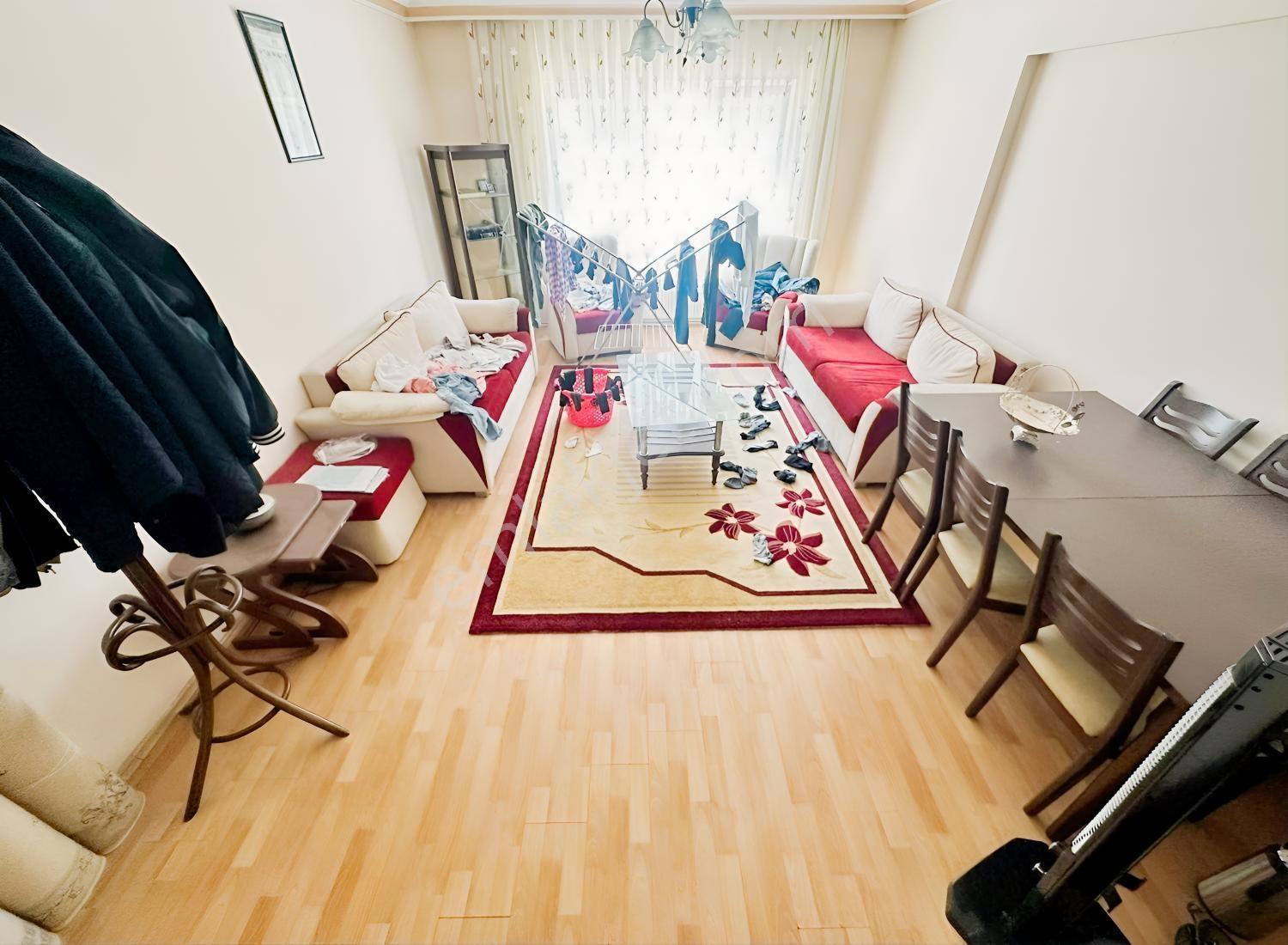 Osmangazi Perşembe Pazarı Altı Ön Cephe Katta Temiz 3+1 Daire — fotoğraf 9