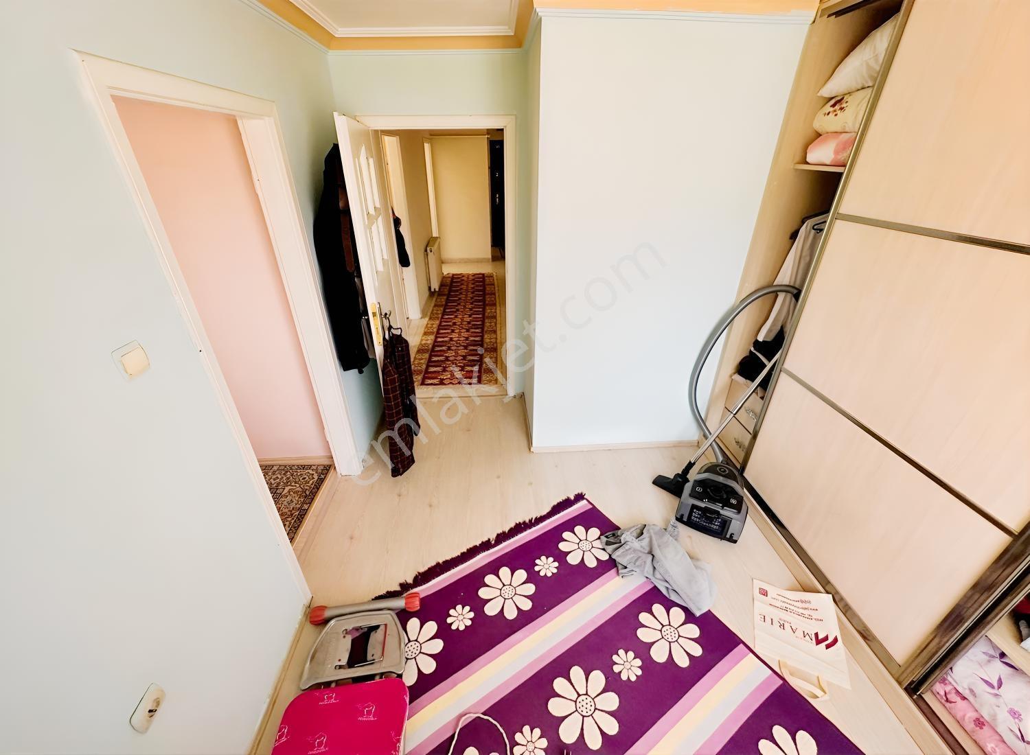 Osmangazi Perşembe Pazarı Altı Ön Cephe Katta Temiz 3+1 Daire — fotoğraf 18