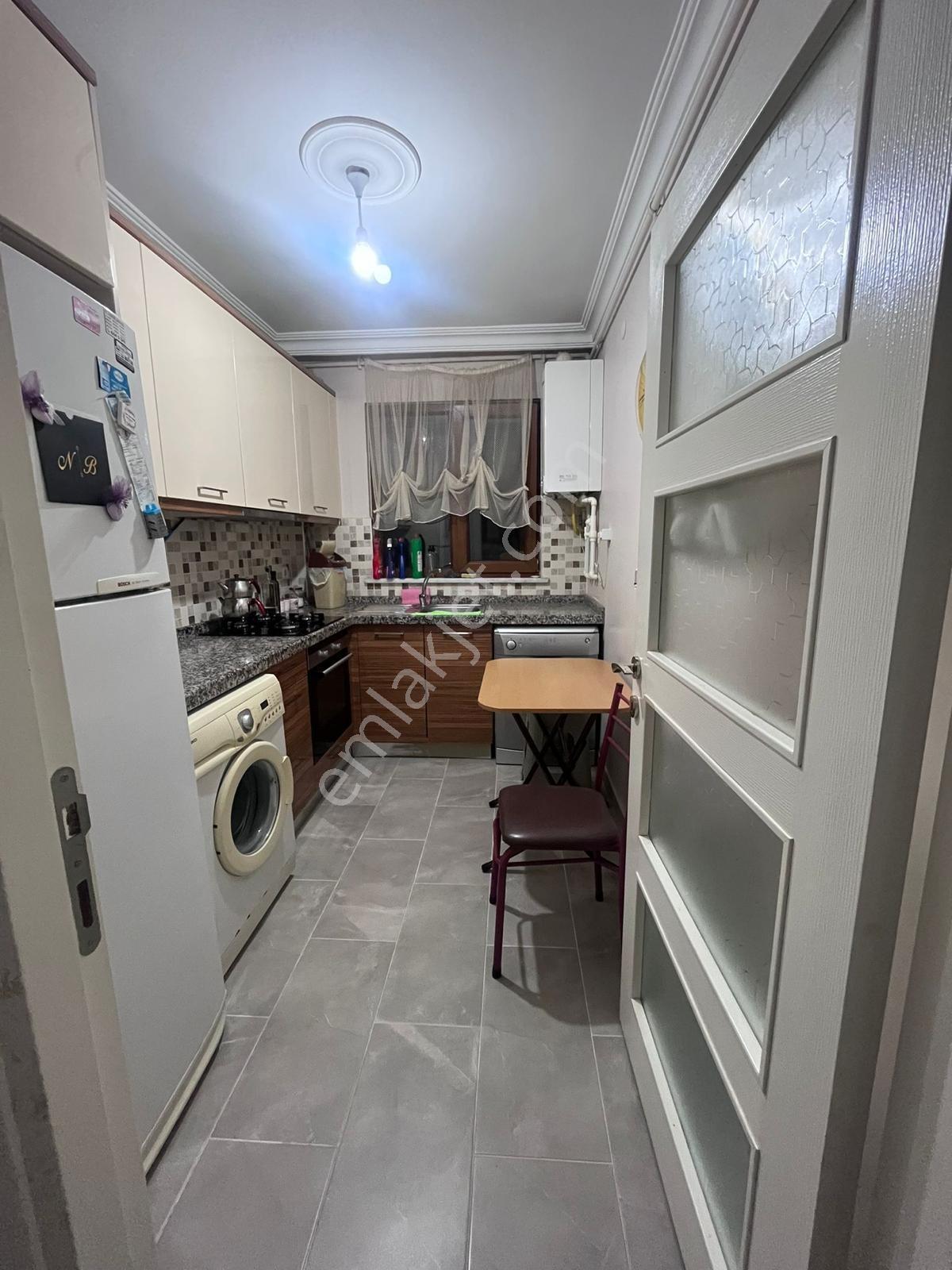 Cevizli Mah'De Hastaneye Metroya Yakın 2+1 Arakat Daire