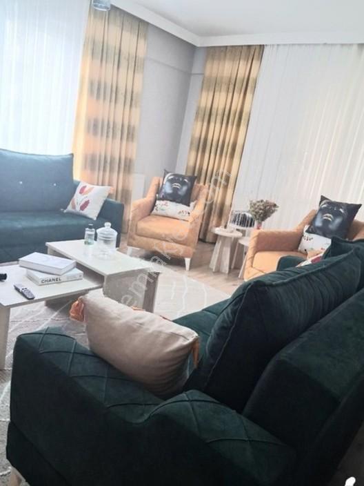 Tuşba Emlaktan Satılık İskanlı Kombili Ara Kat 2+1 Daire