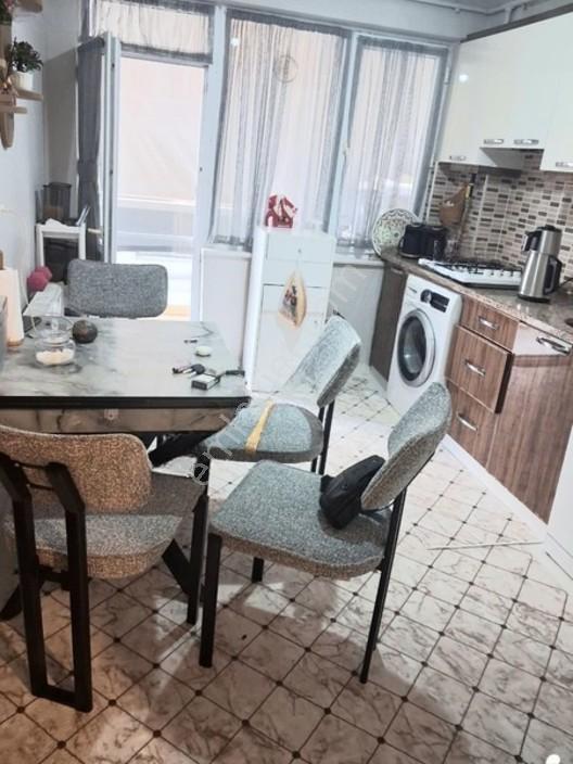 Tuşba Emlaktan Satılık İskanlı Kombili Ara Kat 2+1 Daire — fotoğraf 6