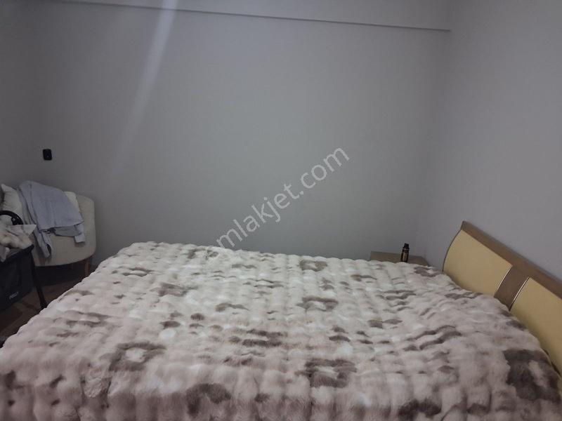 Tuşba Emlaktan Satılık İskanlı Kombili Ara Kat 2+1 Daire — fotoğraf 19