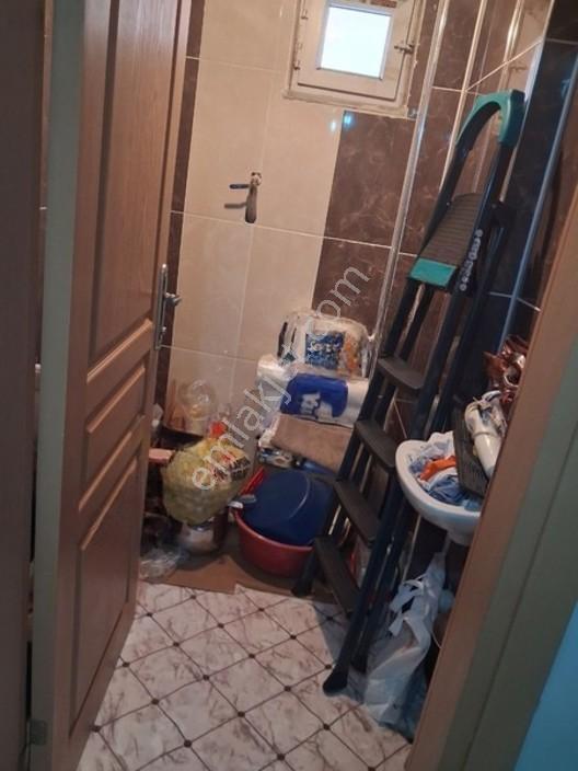 Tuşba Emlaktan Satılık İskanlı Kombili Ara Kat 2+1 Daire — fotoğraf 22