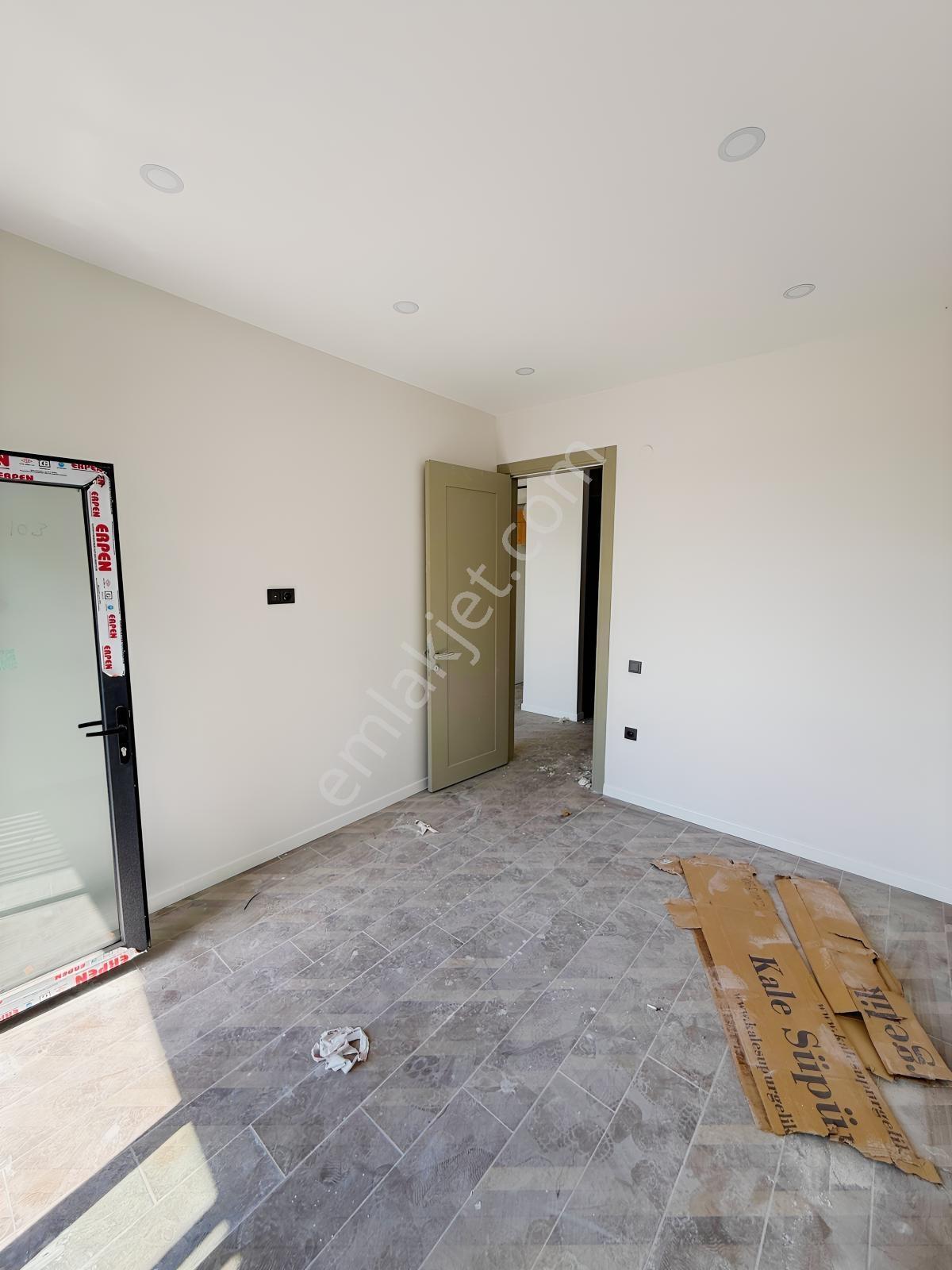 Buluruzdan İstasyon Merkezde Satılık 1+1 — fotoğraf 14