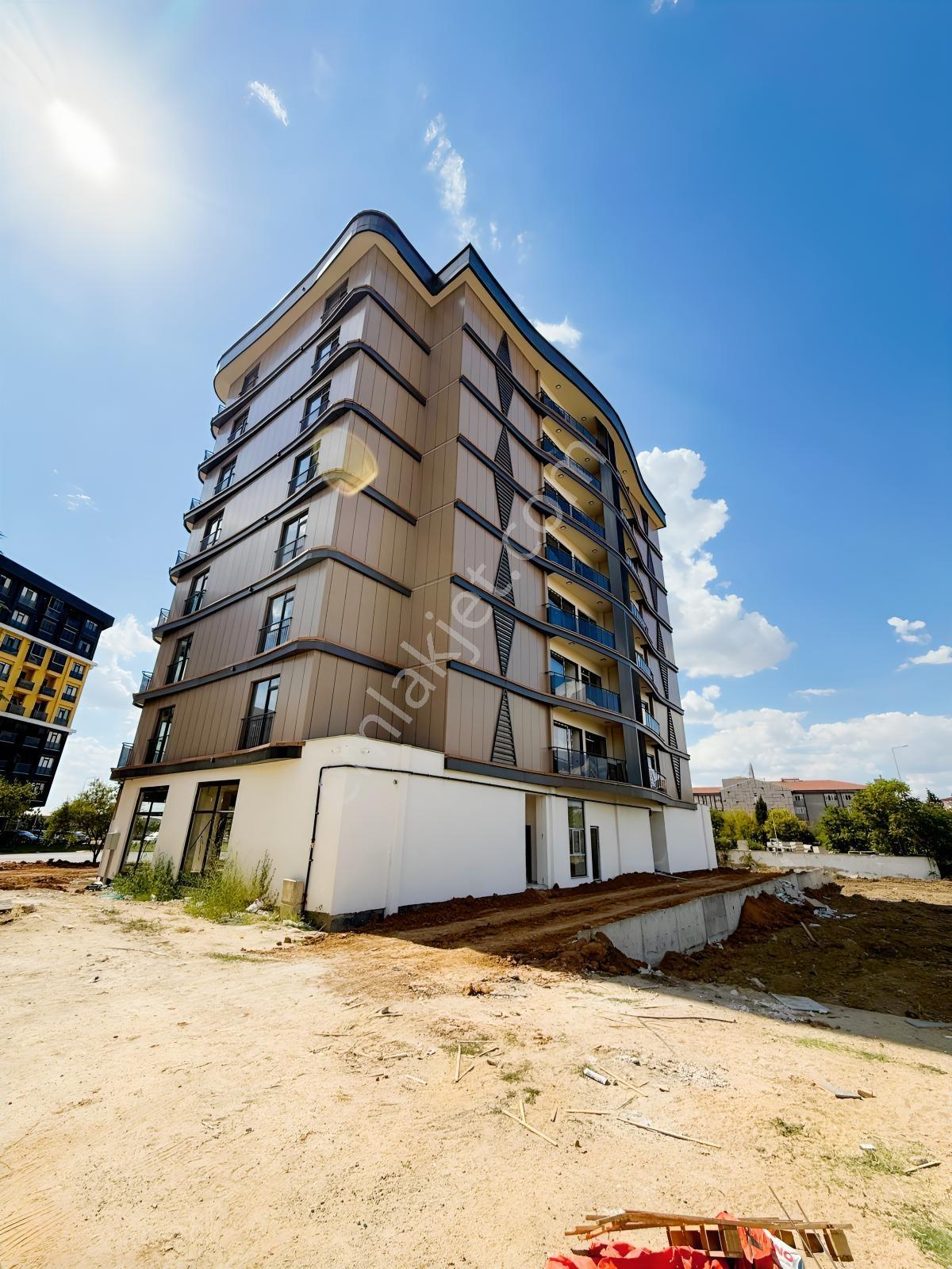 Buluruzdan İstasyon Merkezde Satılık 1+1 — fotoğraf 24