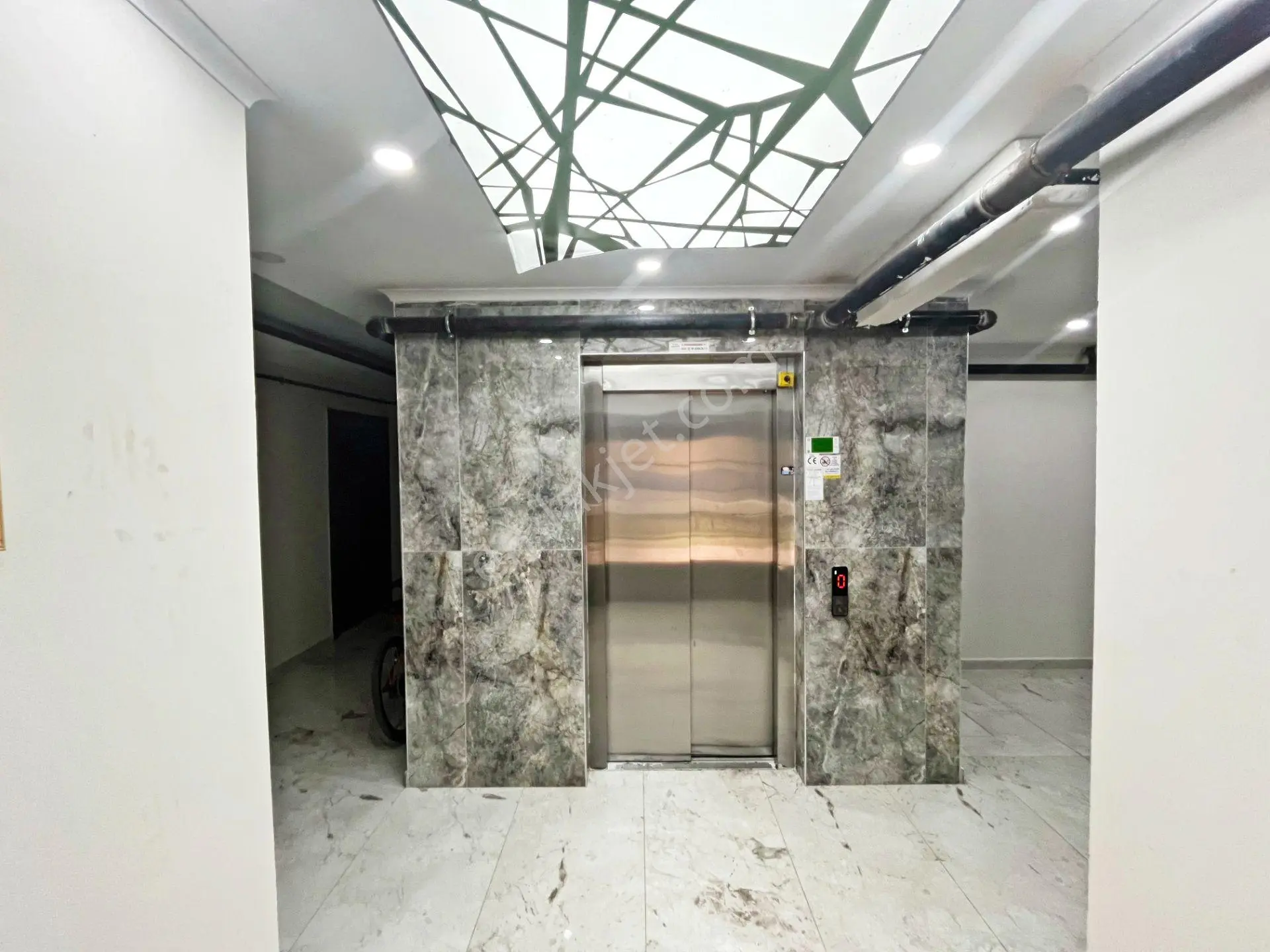Aktif'ten Akçay'da Satılık Tasarım Harikası Denize Yakın 3+1 Dublex — fotoğraf 34