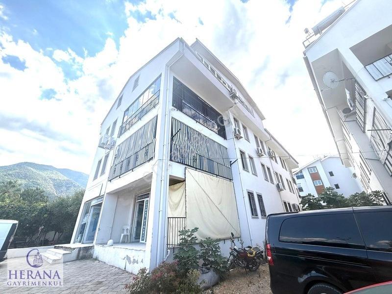 Taşyaka Üniversite Yakını 4+1 Satılık Dubleks Daire