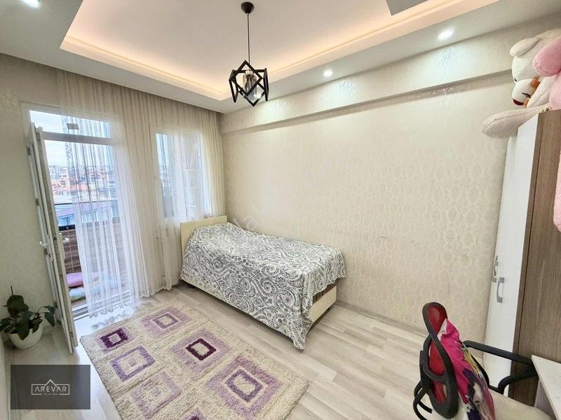 Arevar'dan Ertuğrulgazi'de Satılık Geniş 2+1 Çift Balkonlu Daire — fotoğraf 16