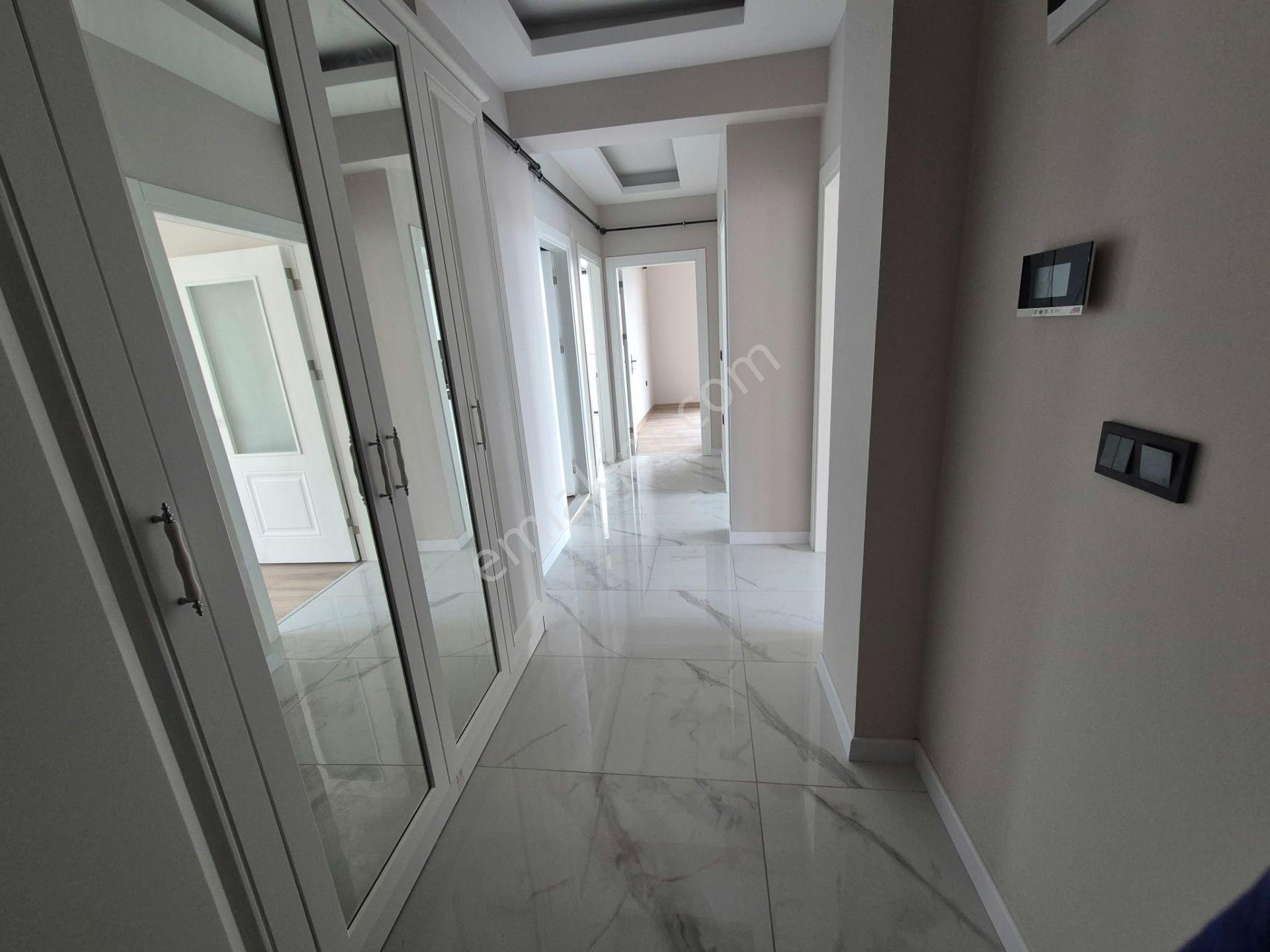 Atakum Yenimahalle'de Deniz Manzaralı 2+1 Daire — fotoğraf 11