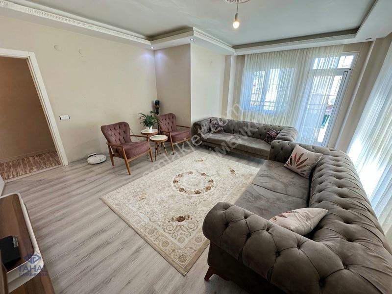 Teomanpaşa Mh. Satılık Asansörlü 110m2 Güney Cp. Herşey Ayrı 2+1 — fotoğraf 10