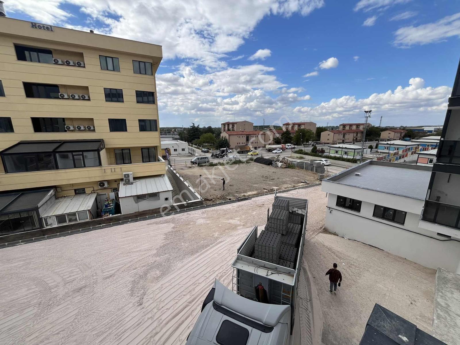 Buluruzdan Edirne İstasyon Mahallesi Satılık 1+1 — fotoğraf 14