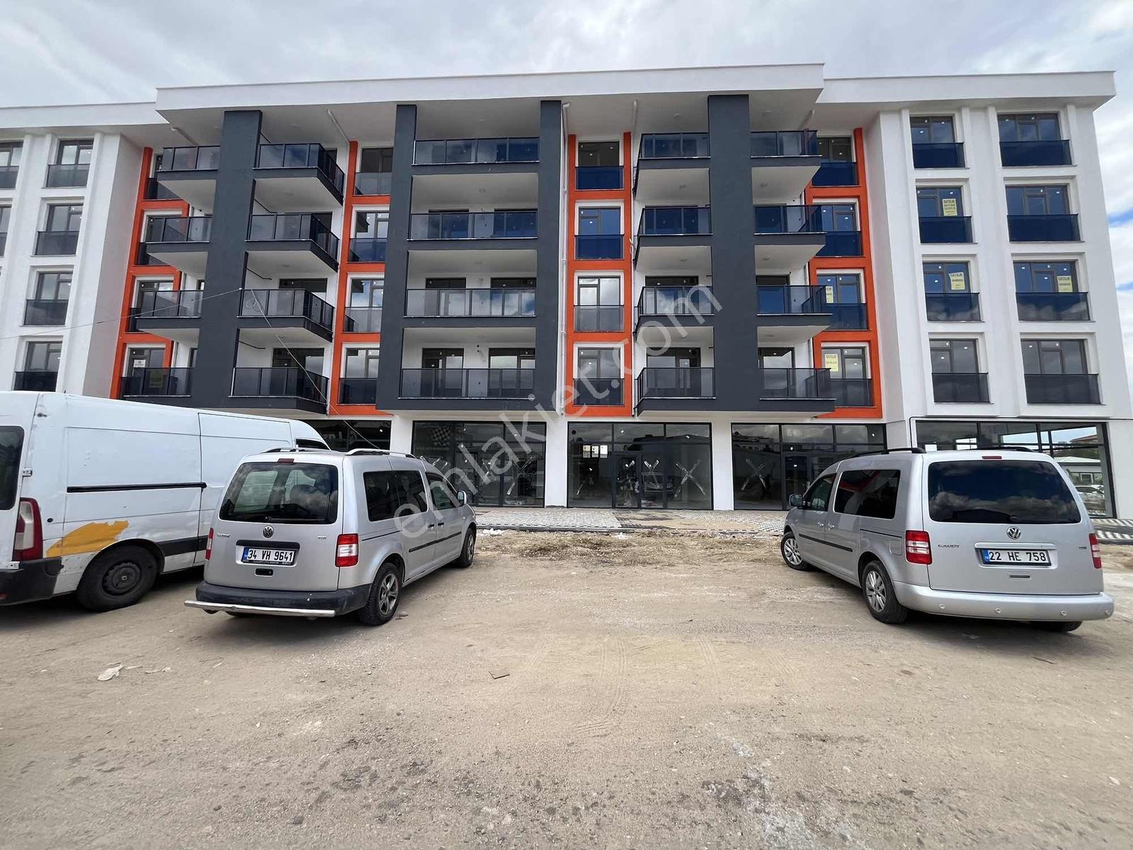 Buluruzdan Edirne İstasyon Mahallesi Satılık 1+1 — fotoğraf 17