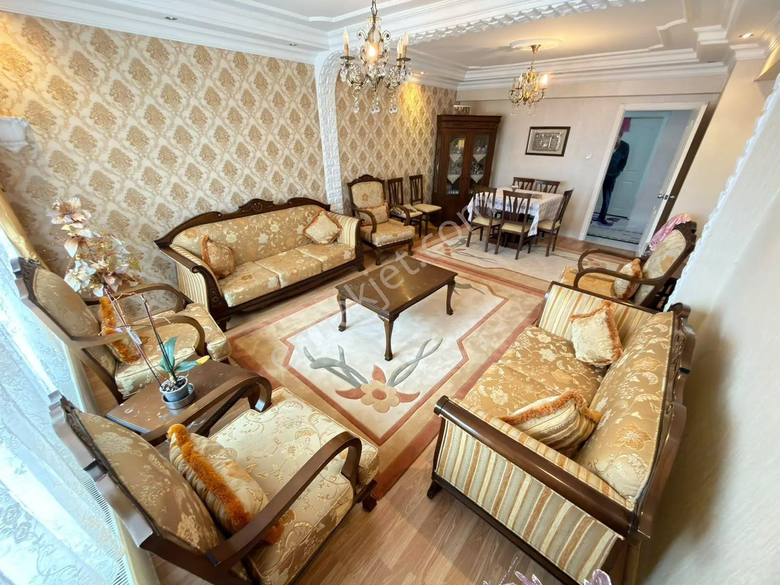 Kariyer'den Esertepe'de Park Manzaralı Çift Balkon 3+1 Daire — fotoğraf 6