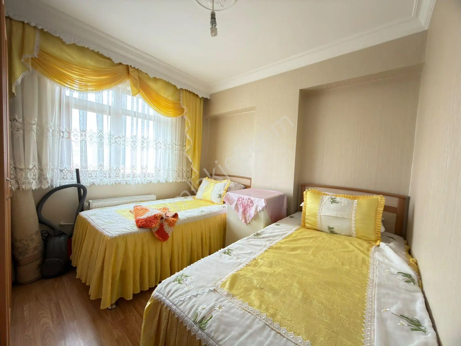 Kariyer'den Esertepe'de Park Manzaralı Çift Balkon 3+1 Daire — fotoğraf 19