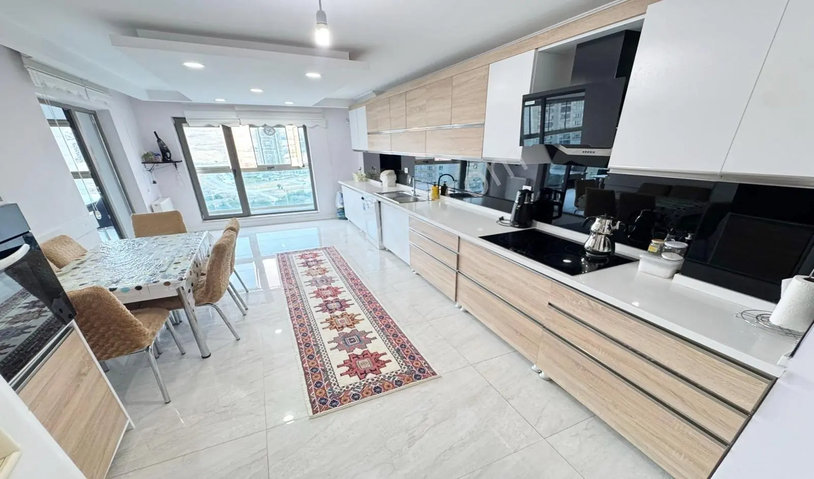 Yükseltepe'de Yüksek Kat Çift Teras Balkonlu 250 M2 Site Dairesi — fotoğraf 4