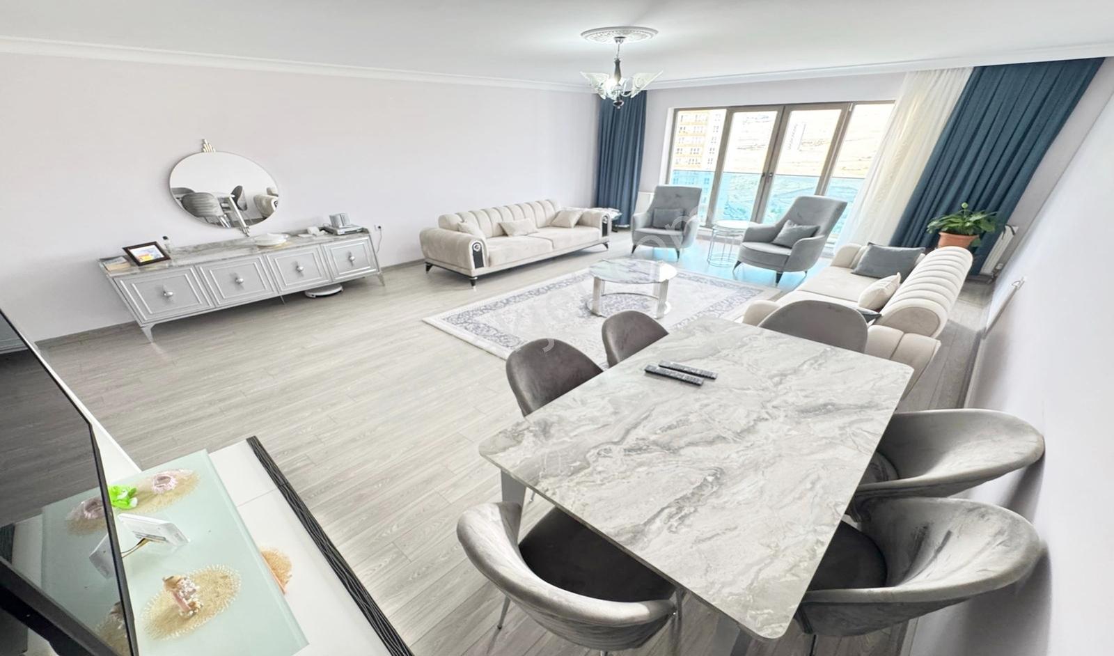 Yükseltepe'de Yüksek Kat Çift Teras Balkonlu 250 M2 Site Dairesi — fotoğraf 12