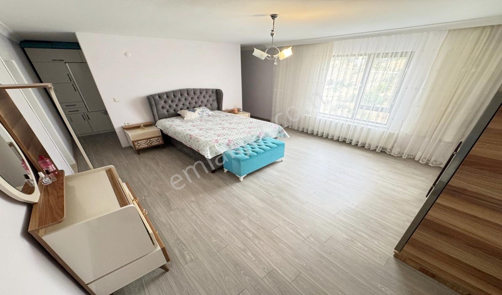 Yükseltepe'de Yüksek Kat Çift Teras Balkonlu 250 M2 Site Dairesi — fotoğraf 30