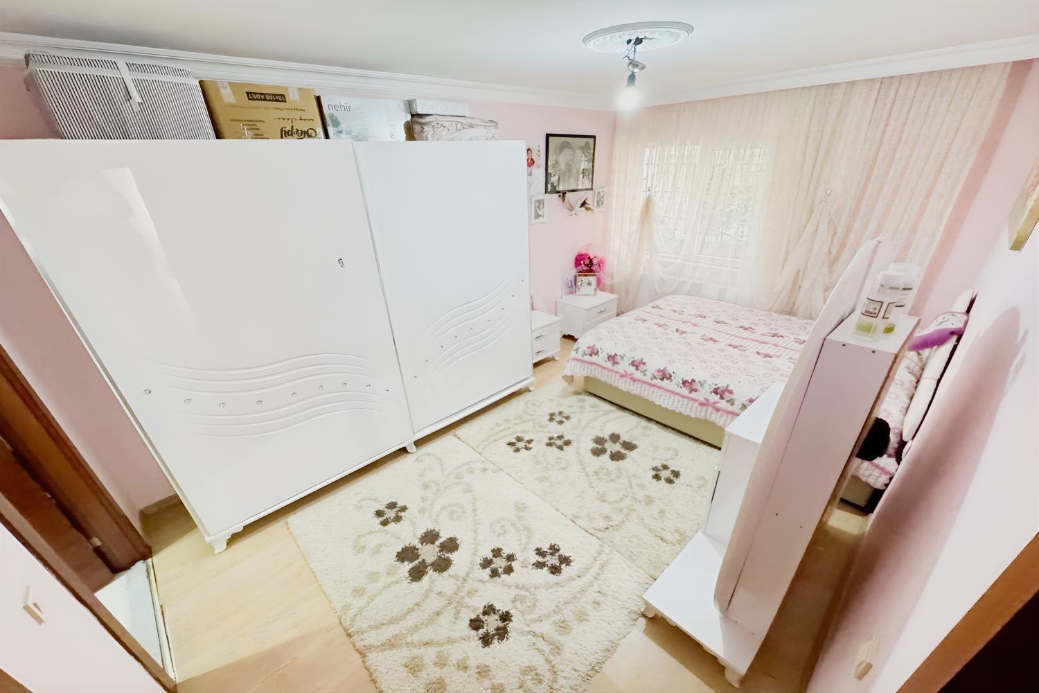 Atapark'ta Caddeye İki Sokak Kat Konumunda Ebv. Banyolu 3+1 — fotoğraf 26