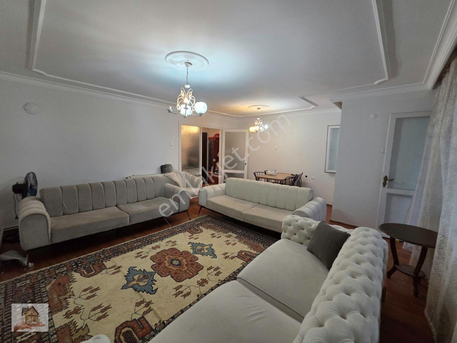 Üçyol Metro Yakını Ara Kat 3+1 140m2 Satılık Daire — fotoğraf 2