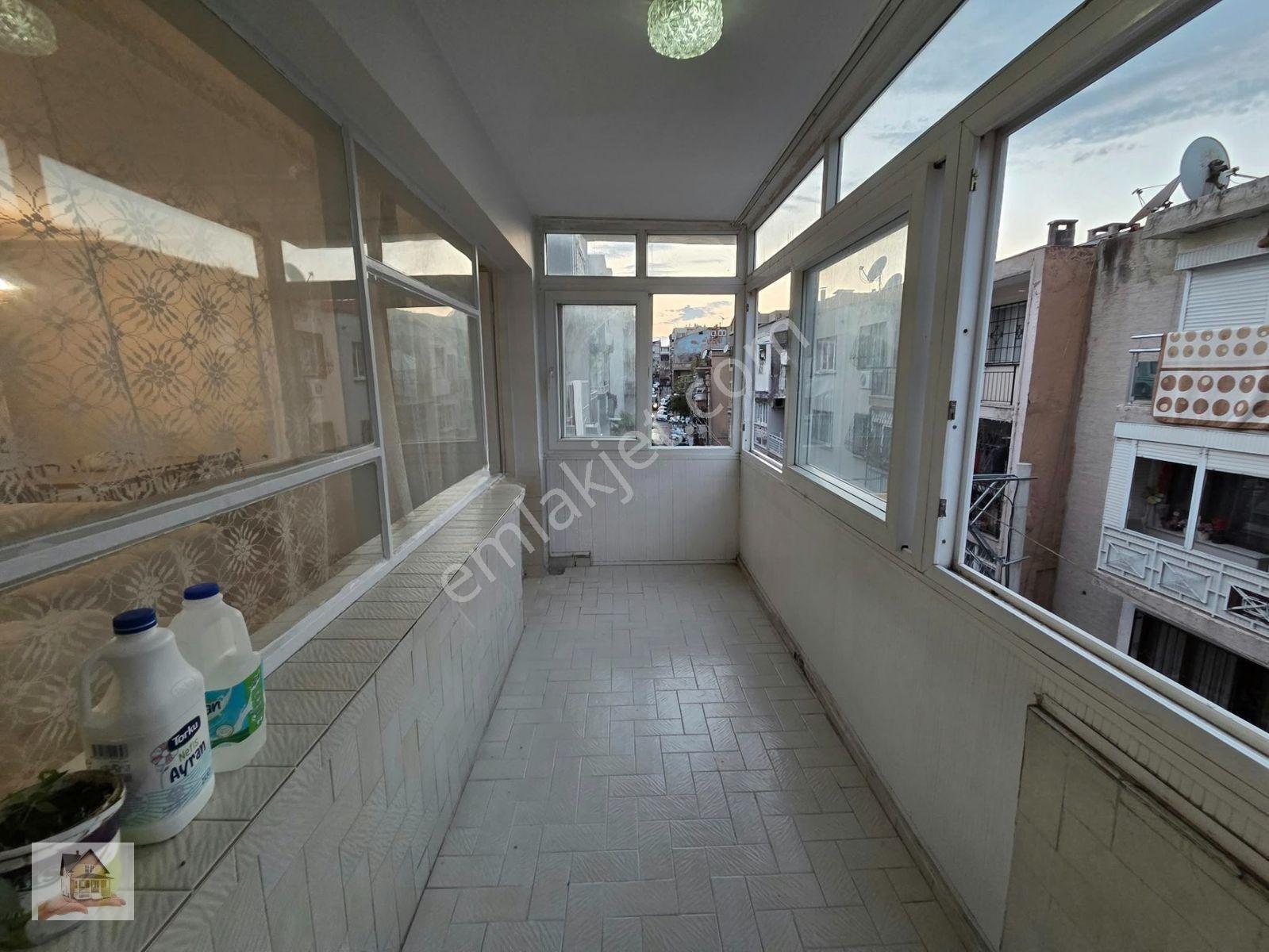 Üçyol Metro Yakını Ara Kat 3+1 140m2 Satılık Daire — fotoğraf 5