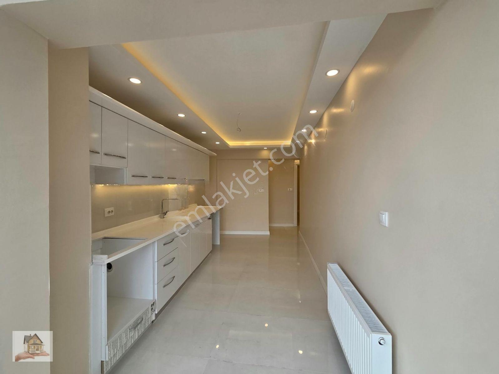 İnönü Caddesinde Üzerinde İçi Ful Yapılı Ara Kat 125m2 Satılık Daire — fotoğraf 5