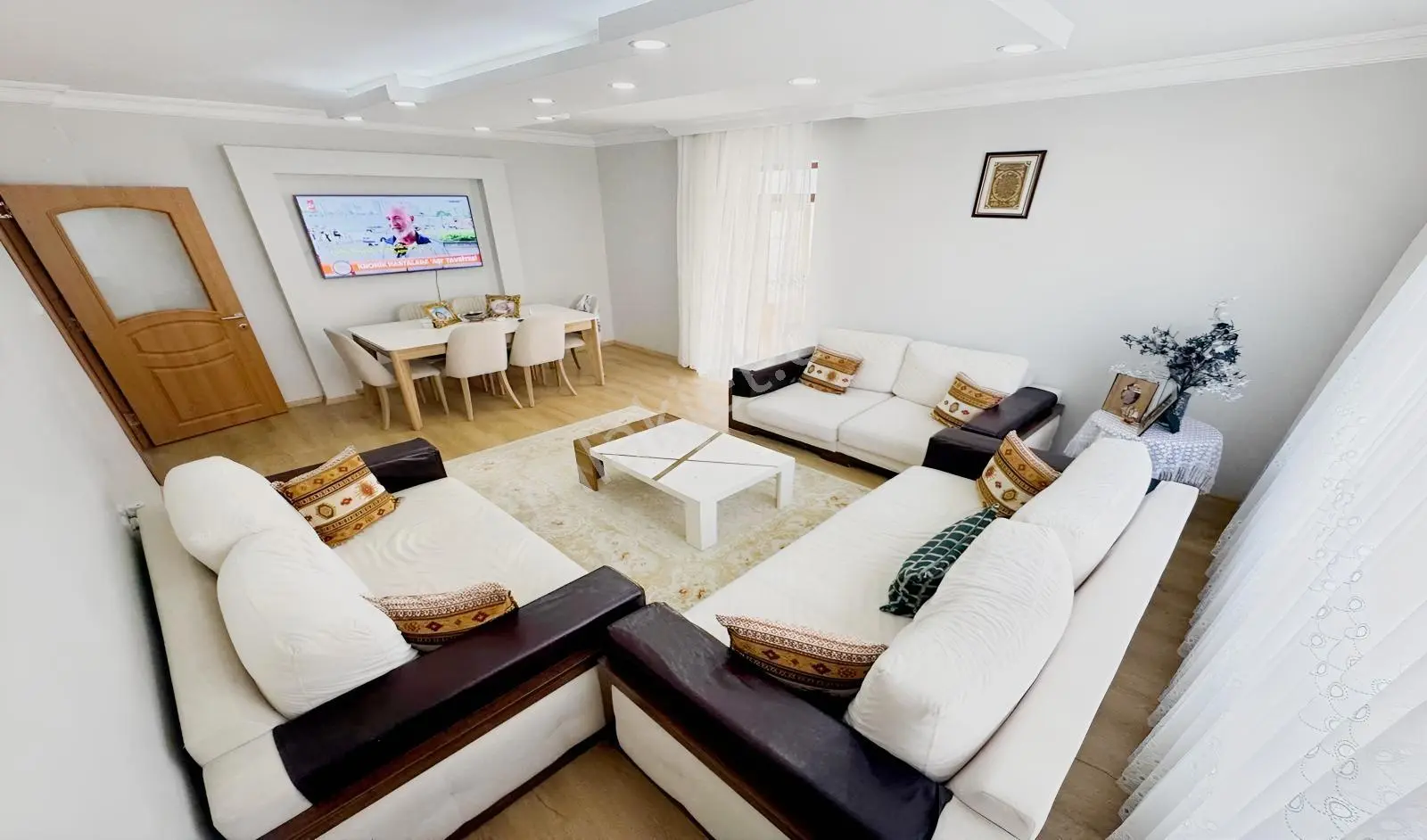 Kuşcağız Günsazak Cadde Yakını Katta Full+full Yapılı Ön Cephe — fotoğraf 5